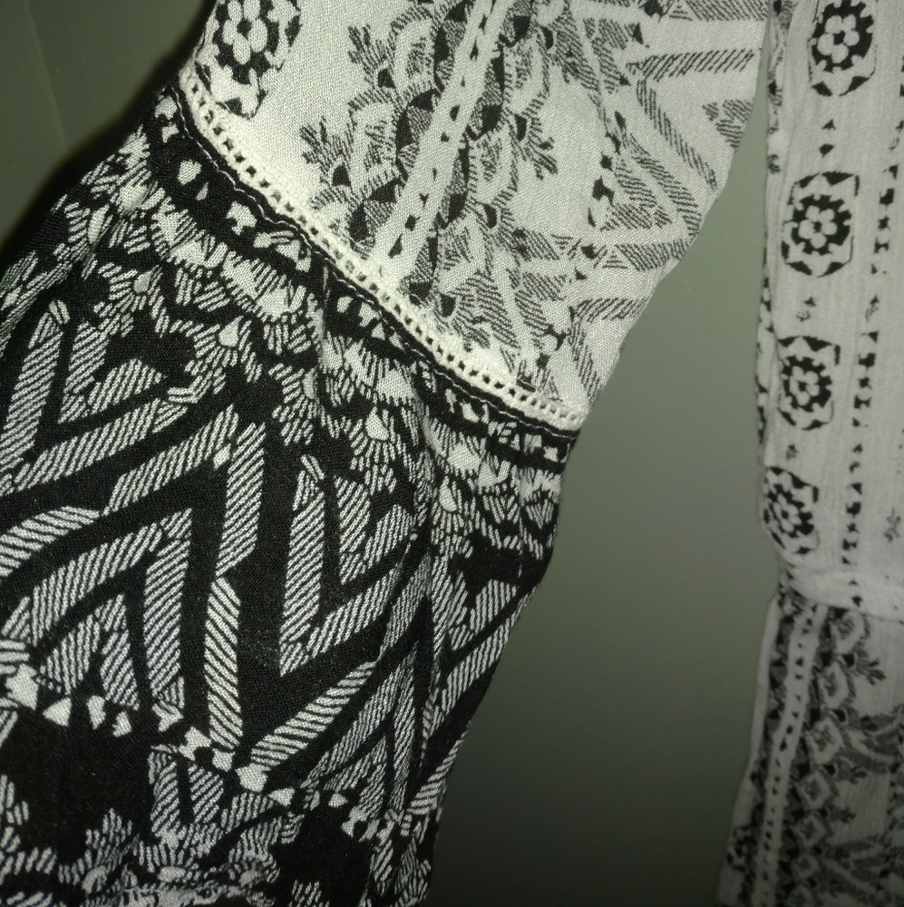 Romper - Picture 4 of 4
